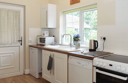 Radstock Cottage | 1 Luckington Stables-W8321