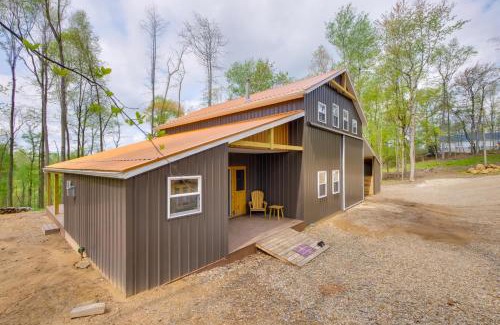 Blissfield House | 1 Mi to Mohican River Wooded Retreat with Trails!