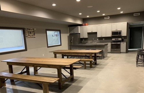 Jacksonville House | 10,000 square feet of Loft for 17, Full Basketball Court + Party Room