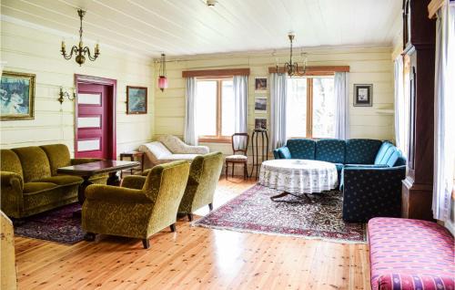 Gausdal House | 10 Bedroom Lovely Home In Østre Gausdal