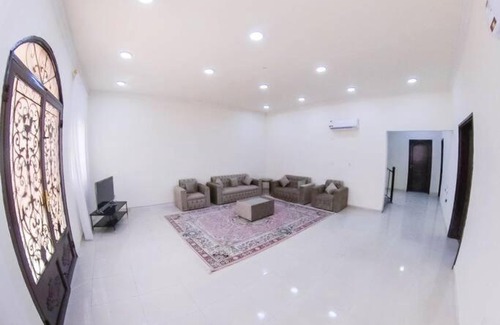 Al Rayyan Villa | 10 Bedrooms Fully Furnished Villa