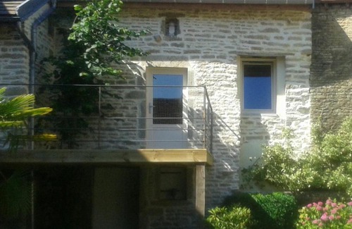 Chaux Bed & Breakfast | 10 Côté Cour