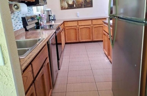 Lakeport House | 10% discount for weekly stays! Fisherman’s house on Clear Lake with dock