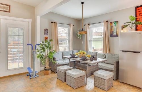 Kansas City Apartment | 10 Mi to Dtwn Kansas City: Cozy Studio w/Grill!