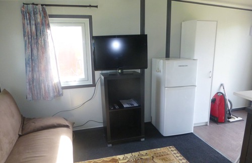 Eketahuna Cabin | 10 Minutes From Mount Bruce
