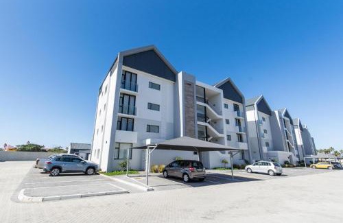 Summerstrand Apartment | 10 on Bellamare near the Beachfront