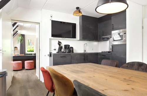 Westerbork House | 10-Person Comfort Villa