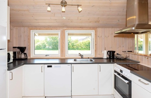 Brovst House | 10 person holiday home in Brovst