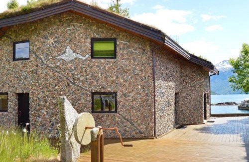 Eidsvag House | 10 person holiday home in EIDSVÅG-By Traum