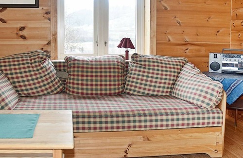 Gaular Municipality House | 10 person holiday home in Bygstad
