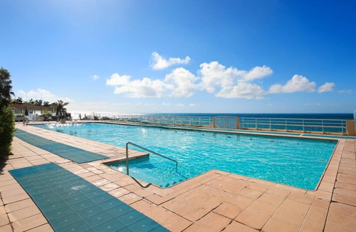 Roquebrune-Cap-Martin Apartment | 100 m² Apartment ∙ 4 bedrooms ∙ 6 guests