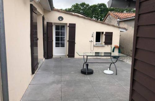 Saint-Vivien-de-Medoc House | 100 m² House ∙ 3 bedrooms ∙ 8 guests