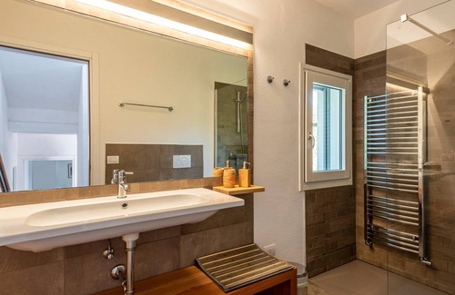 Santa Maria - Rezzonico Cottage | 100 m² Cabin ∙ 2 bedrooms ∙ 5 guests
