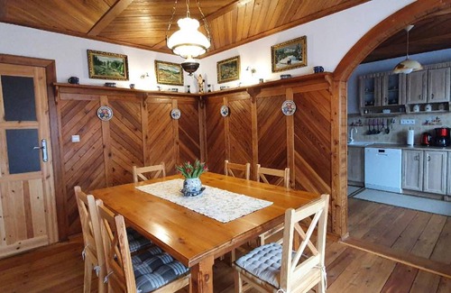 Swieradow-Zdroj Apartment | 100 m² Apartment ∙ 2 bedrooms ∙ 6 guests