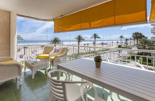 Grau i Platja Apartment | 100 m² Apartment ∙ 3 bedrooms ∙ 6 guests