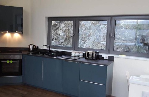 Fort William Apartment | 100 m² Apartment ∙ 2 bedrooms ∙ 4 guests