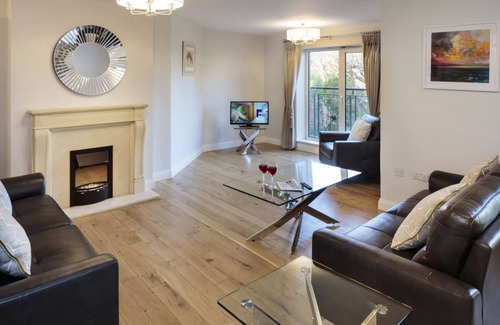Ballsbridge Apartment | 100 m² Apartment ∙ 1 bedroom ∙ 6 guests