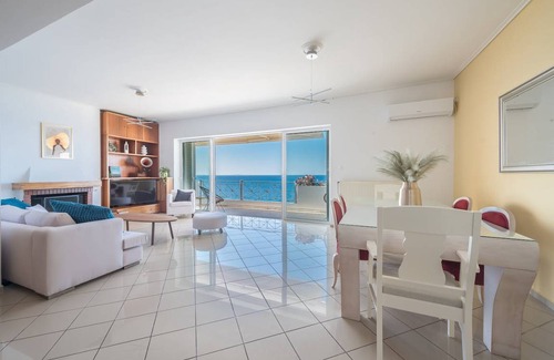Peiraiki Apartment | 100 m² Apartment ∙ 2 bedrooms ∙ 4 guests