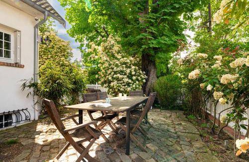 Meudon Apartment | 100 m² Apartment ∙ 3 bedrooms ∙ 8 guests
