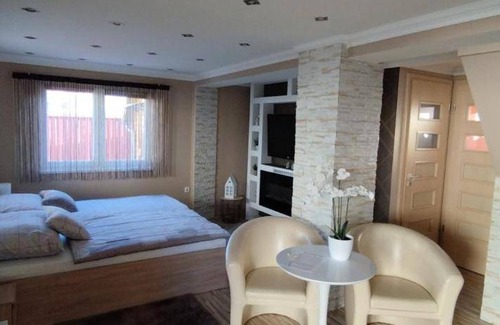 Kisvarda Apartment | 100 m² Apartment ∙ 3 bedrooms ∙ 8 guests