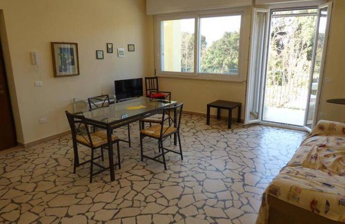 Tirrenia Apartment | 100 m² Apartment ∙ 3 bedrooms ∙ 7 guests