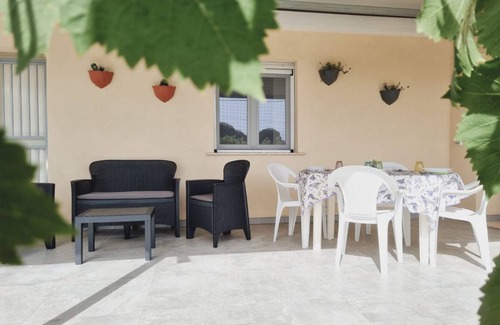 Isola di Capo Rizzuto Ski Chalet | 100 m² Chalet ∙ 3 bedrooms ∙ 6 guests