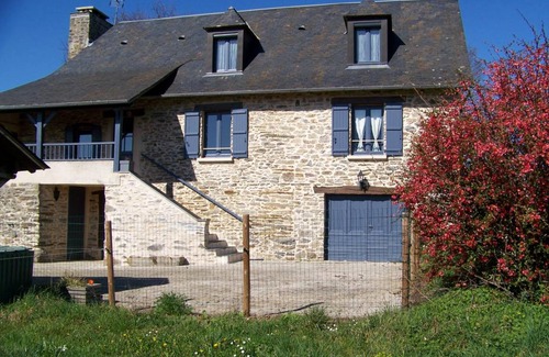 Allassac House | 100 m² Gîte ∙ 2 bedrooms ∙ 4 guests