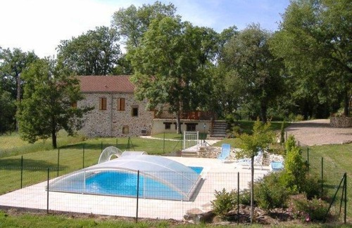 Jouqueviel House | 100 m² Gîte ∙ 3 bedrooms ∙ 6 guests
