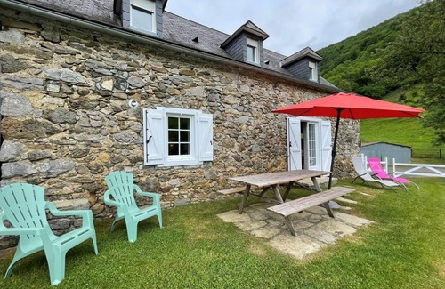 Sainte-Engrace House | 100 m² Gîte ∙ 2 bedrooms ∙ 5 guests