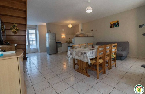 Montegut-Lauragais House | 100 m² Gîte ∙ 3 bedrooms ∙ 6 guests
