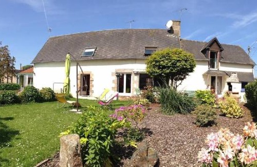 La Croix-Avranchin House | 100 m² House ∙ 3 bedrooms ∙ 9 guests