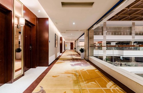 Tai'an Hotel | 100 m² Hotel ∙ 10 guests