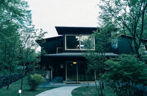 Kirizumi Onsen Hotel | 100 m² Hotel ∙ 3 bedrooms ∙ 11 guests