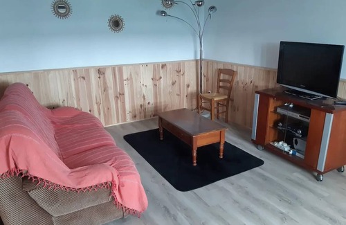 Chenerailles - Auzances - Bellegarde et Haut Pays Marchois House | 100 m² House ∙ 2 bedrooms ∙ 4 guests