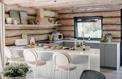 Macedon House | 100 m² House ∙ 3 bedrooms ∙ 8 guests