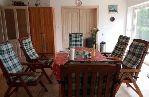 Fonyodliget House | 100 m² House ∙ 3 bedrooms ∙ 6 guests