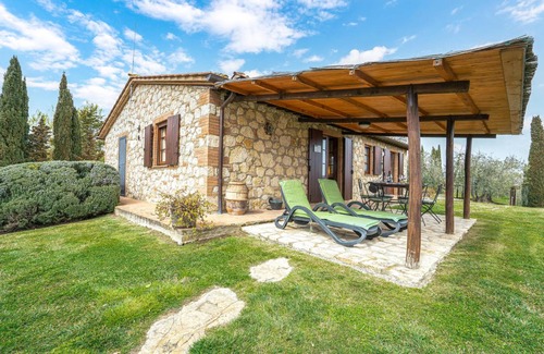 Cetona House | 100 m² House ∙ 3 bedrooms ∙ 6 guests