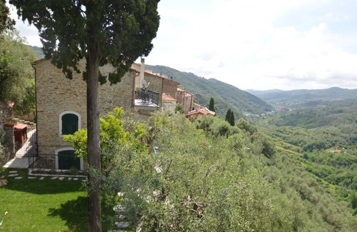 Praelo House | 100 m² House ∙ 3 bedrooms ∙ 6 guests
