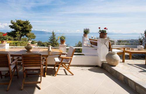 Oropos House | 100 m² House ∙ 4 bedrooms ∙ 8 guests