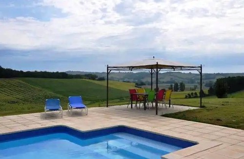 Castelsagrat House | 100 m² House ∙ 4 bedrooms ∙ 8 guests