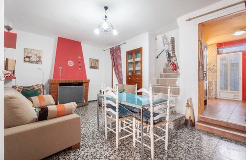 Navarres House | 100 m² House ∙ 5 bedrooms ∙ 8 guests