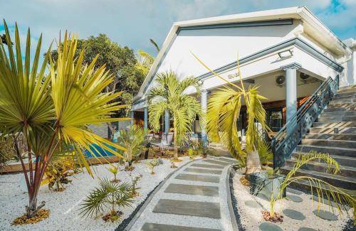 L'Ermitage-les-Bains Villa | 100 m² Villa ∙ 4 bedrooms ∙ 8 guests
