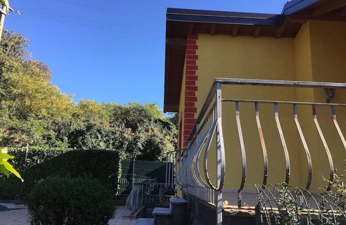 Brezzo di Bedero Villa | 100 m² Villa ∙ 2 bedrooms ∙ 4 guests