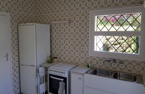 El Roc de Sant Gaieta House | 100 meters from the beach with barbecue