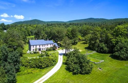 Weston House | 100 percent Private! Pool, Views, Skiing, Theatre!