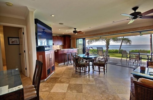 Historic Lahaina Front Street House | 100% Renovated Top-Quality Premium Townhome #43-1