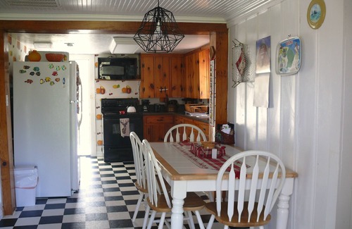 Harrison Cottage | 100 year old stone cottage nestled in beautiful, quiet nature