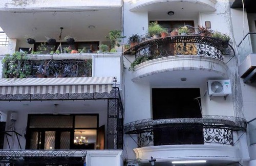 Saket Apartment | 1000 m² Apartment ∙ 3 bedrooms ∙ 7 guests