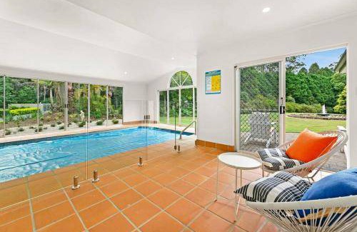 Mount Tamborine House | 1000 m² House ∙ 4 bedrooms ∙ 8 guests