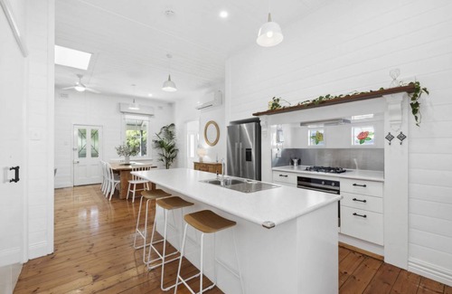 St Leonards House | 1000 m² House ∙ 3 bedrooms ∙ 9 guests
